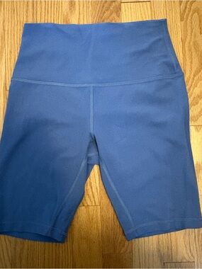 Lululemon Align High-Rise Short 8” 
Size 4 Capture Blue